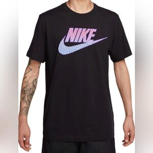 Nike Sportwear Men’s T-Shirt Size S Black